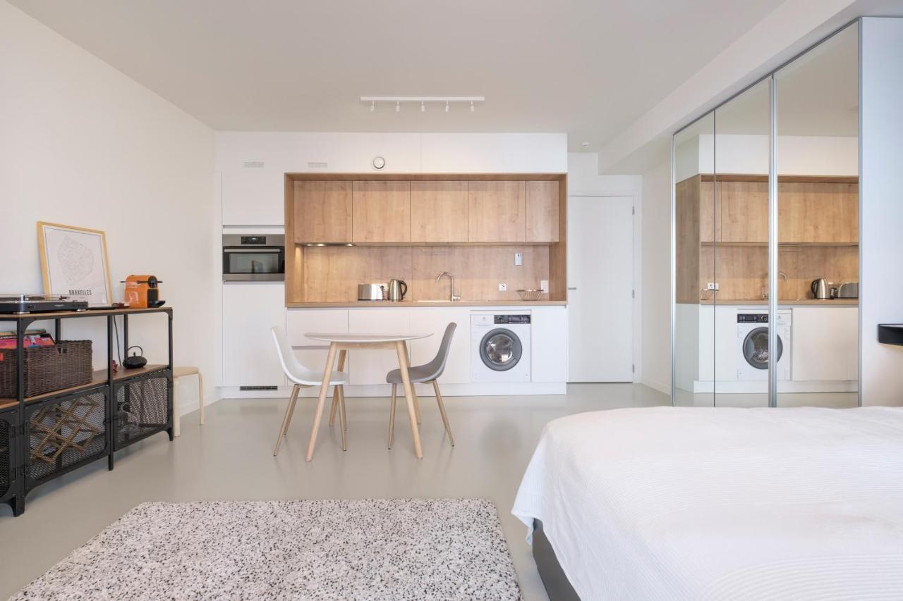 Mini Loft With Terrace Apartment Brussel Bagian luar foto